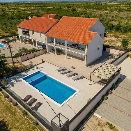 Milemare Zadarvillas *